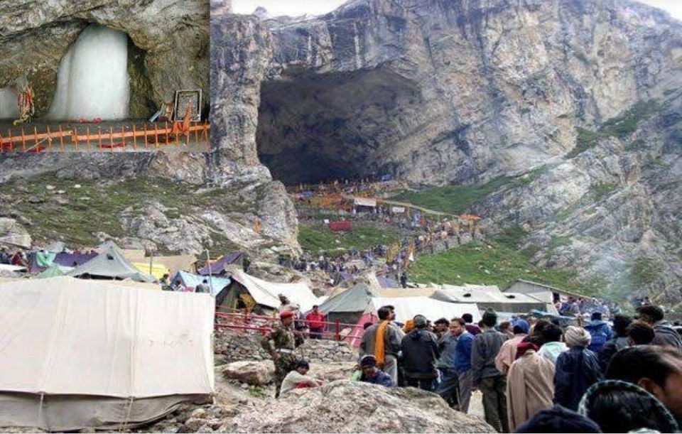Photo of सावन में घूमने के साथ ज़रूर करें इन बेहतरीन जगहों पर स्थित शिव मंदिरों के दर्शन, आनंद होगा दुगुना by Smita Yadav