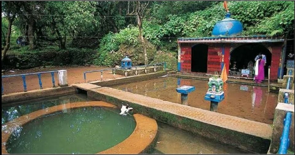 Photo of अगर आप भी लेना चाहते हैं बारिश के फुहारों का मजा, तो अंबोली हिल से बेहतर और कोई जगह नहीं by Smita Yadav