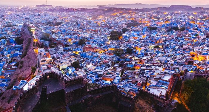 Photo of वर्ल्ड टूरिज्म डे स्पेशल- विदेशों में घूमने की बजाय पहले अपने देश की खूबसूरती भी एक बार निहार लें by Smita Yadav