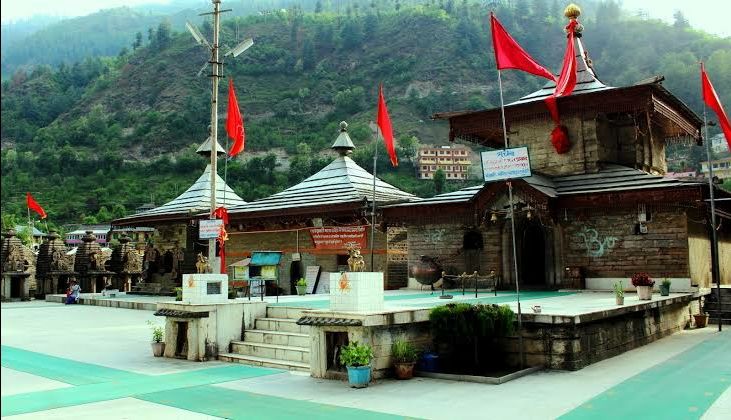 Photo of अगर पार्टनर संग हैं कही घूमने का प्लान, तो एक बार हिमाचल के रोहडू हिल स्टेशन ज़रूर जाएं by Smita Yadav