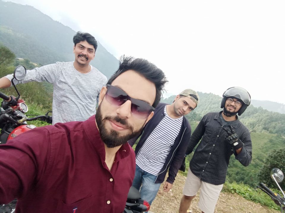 Photo of Chamba, Uttarakhand, India by Harshit Sisodia