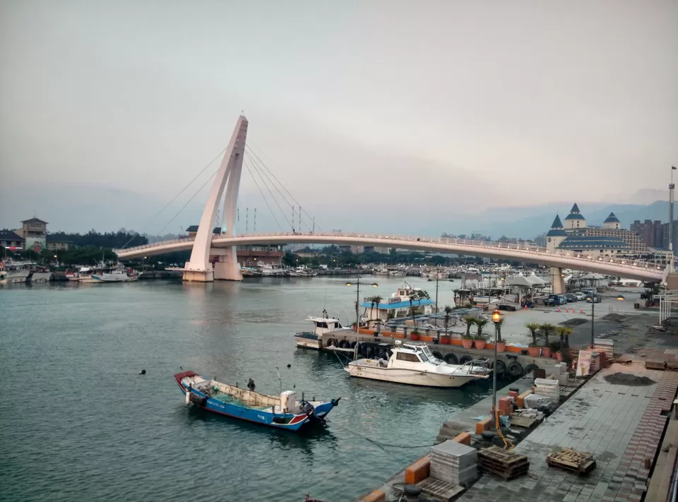 Photo of Tamsui Fisherman's Wharf, Tamsui District, New Taipei City, Taiwan by Vishwanath Puttagunta