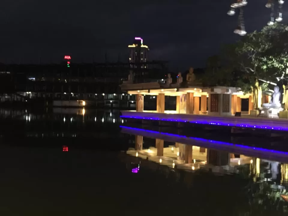 Photo of Seema Malakaya, Sir James Pieris Mawatha, Colombo, Sri Lanka by Yamini Iyer