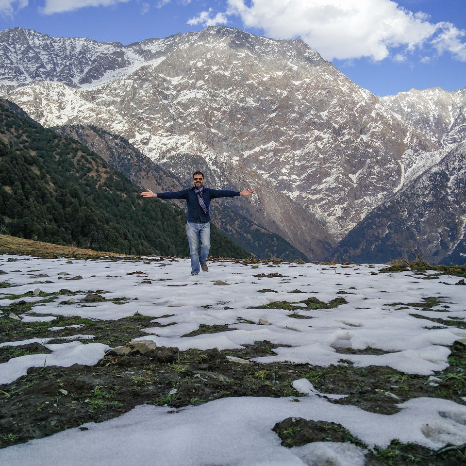 Photo of This Dharamshala trek along the Dhauladhar mountains is perfect for beginners! 1/5 by theNaveenSoni