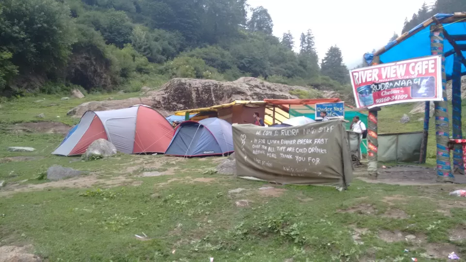 Photo of Mesmerizing Manali - Kheerganga Trek : Part I by Shivangi Johri
