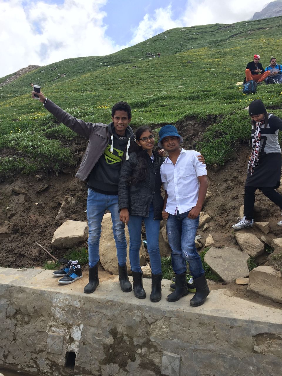 Photo of Mesmerizing Manali : Rohtang Pass Part II by Shivangi Johri