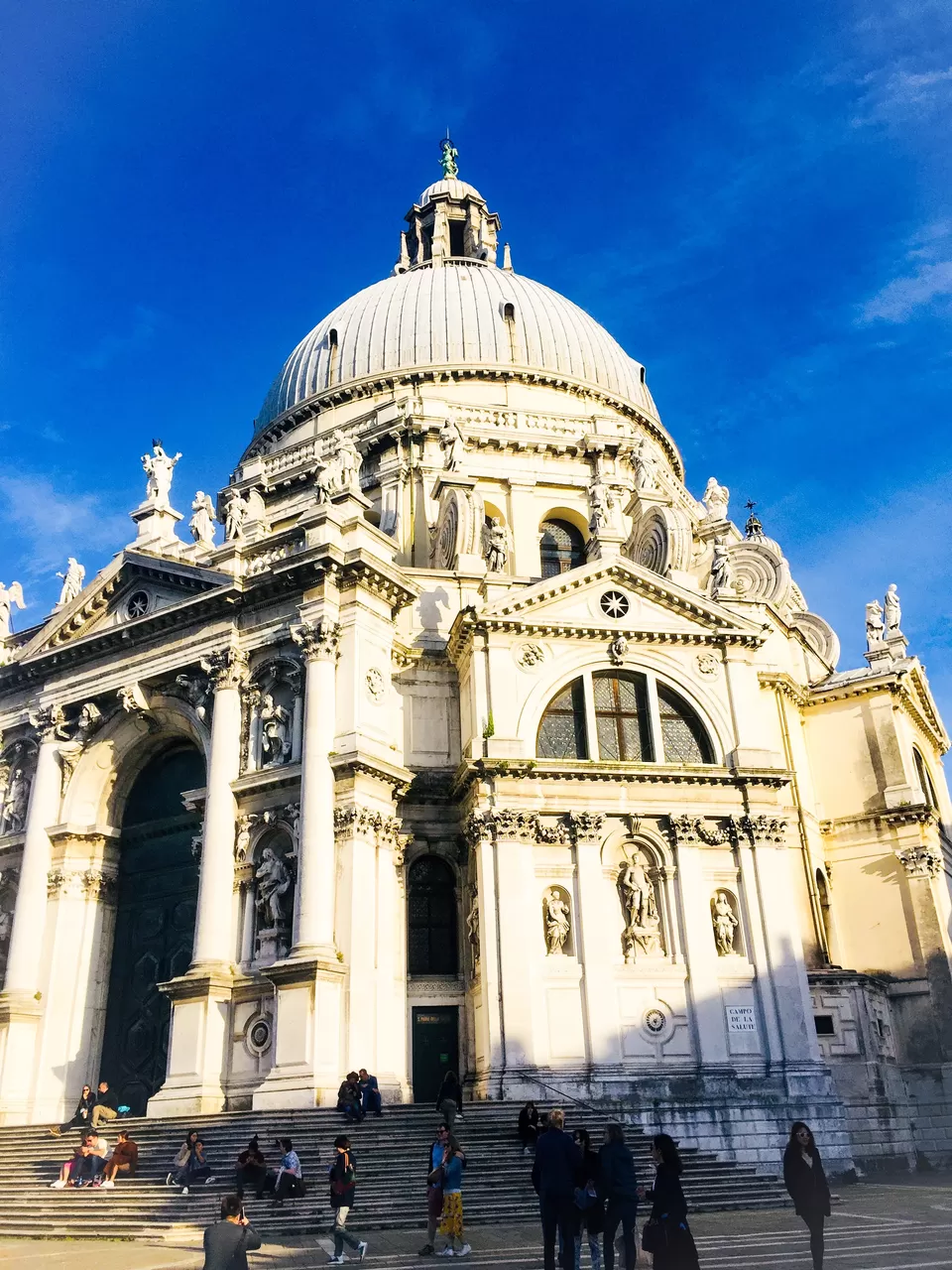 Photo of Basilica di Santa Maria della Salute, Dorsoduro, Venice, Metropolitan City of Venice, Italy by Shivangi Johri