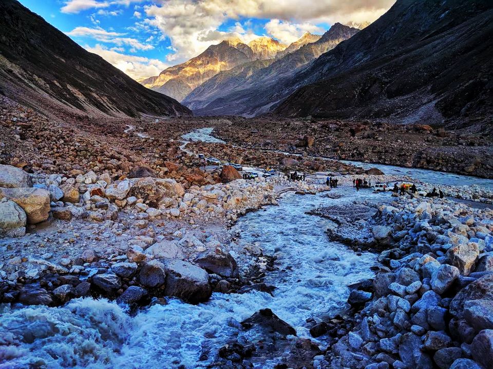 Photo of Stranded in the Middle of Nowhere, I Woke Up To The Doors of Heaven In Spiti by Shivangi Johri