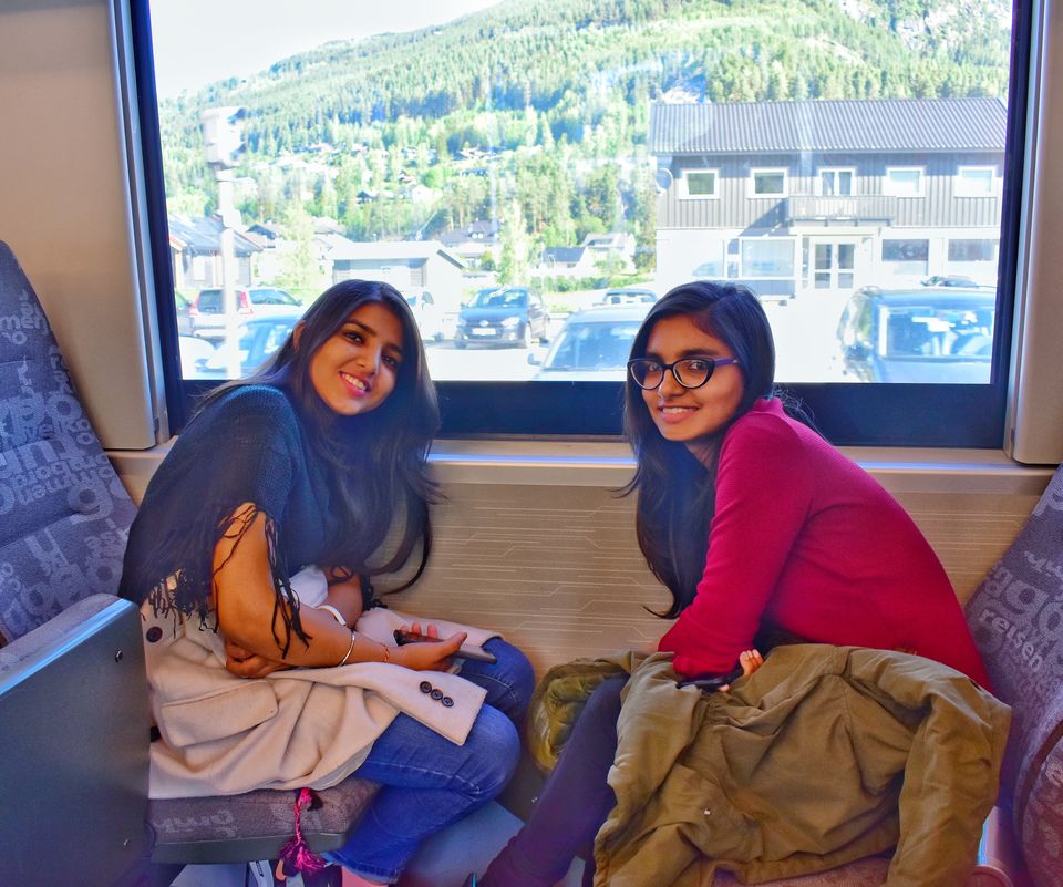 Photo of These Two Sisters Went on One of the Best Train Journeys in the World & The Pictures are Beautiful! by Shivangi Johri