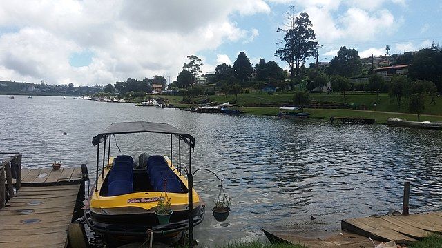 Photo of The Heart of British Ceylon – Nuwara Eliya, Sri Lanka 3/4 by travelingworldwide123