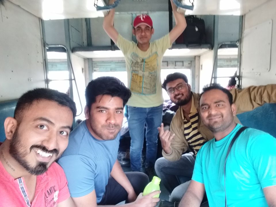 Photo of Ahmedabad Railway Station, Sakar Bazzar, Kalupur, Ahmedabad, Gujarat, India by Pratik Shah (Dhannu)
