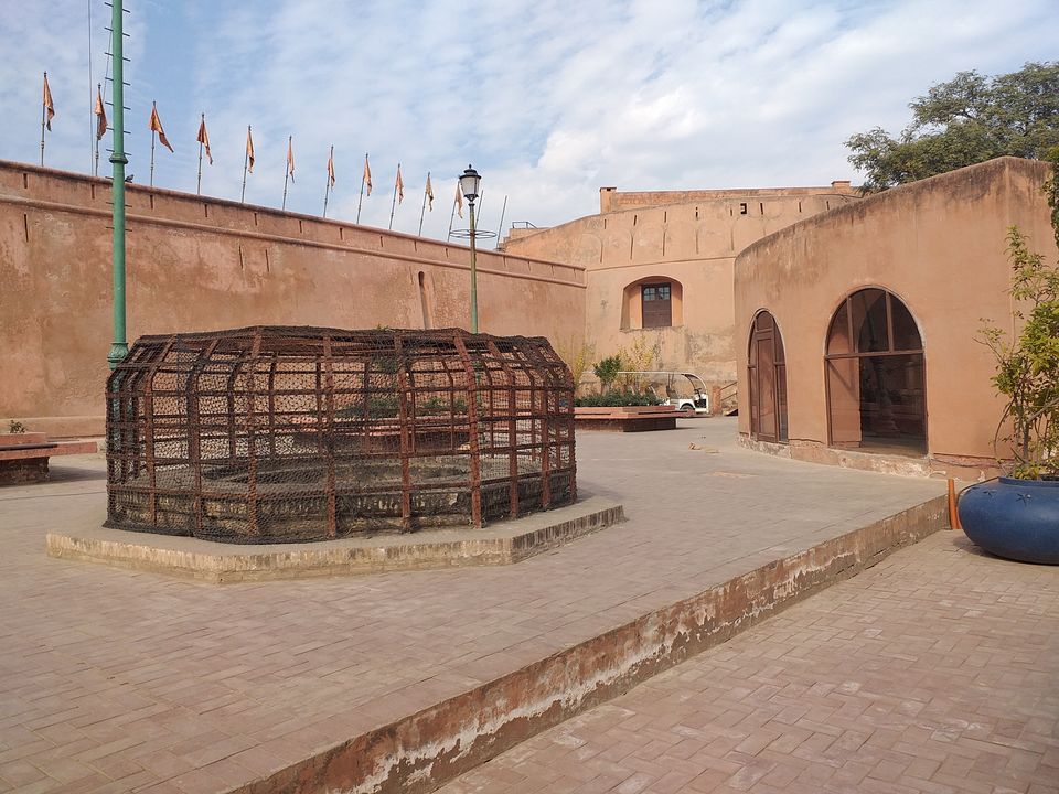 Photo of Gobindgarh Fort, inside Lohgarh Chowk, Vijay Chowk, Amritsar, Punjab, India by Pratik Shah (Dhannu)