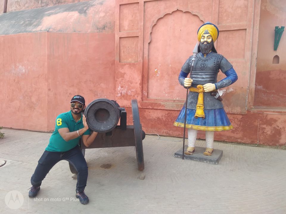 Photo of Gobindgarh Fort, inside Lohgarh Chowk, Vijay Chowk, Amritsar, Punjab, India by Pratik Shah (Dhannu)