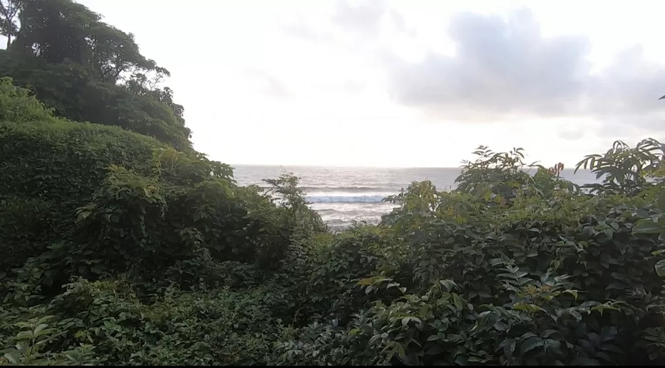 Photo of Cave beach of Goa by Aravindhan