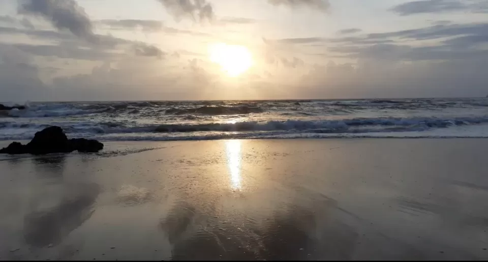 Photo of Cave beach of Goa by Aravindhan