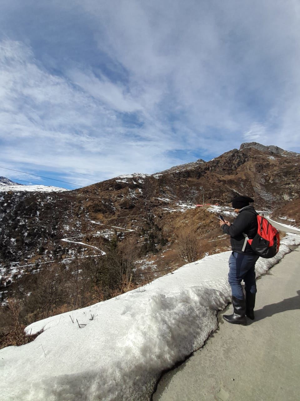 Photo of A journey to find snow-Changu,Sikkim|Part1| by Aravindhan