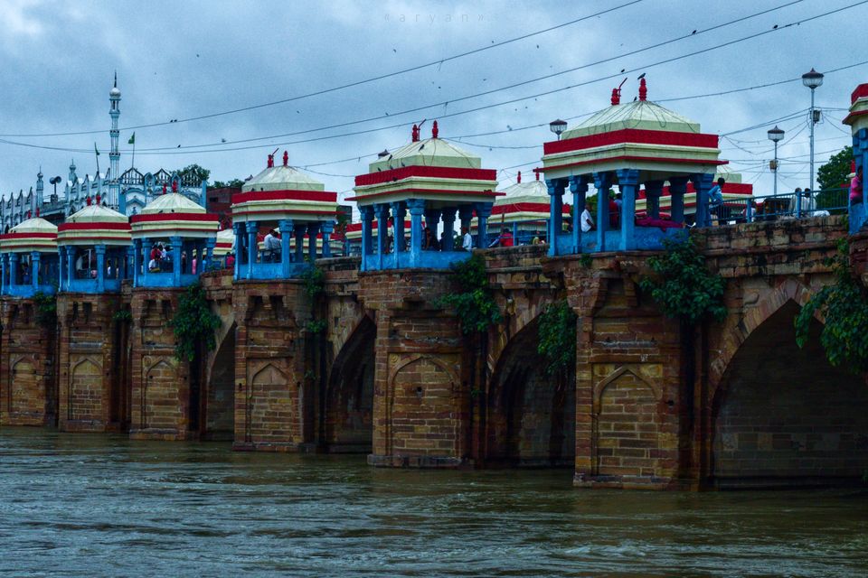 Photo of The Shahi Bridge of Jaunpur : Hidden/Lost Gem of India 1/4 by Aryan Supertramp