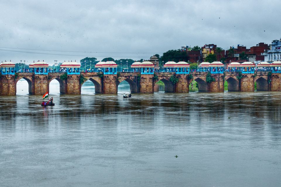 Photo of The Shahi Bridge of Jaunpur : Hidden/Lost Gem of India 2/4 by Aryan Supertramp