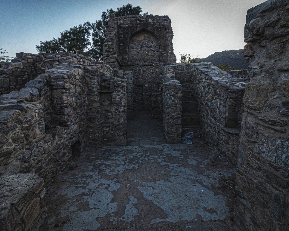 Photo of Exploring Bhangarh, One of the Most Haunted Places in India! 3/10 by Aryan Supertramp