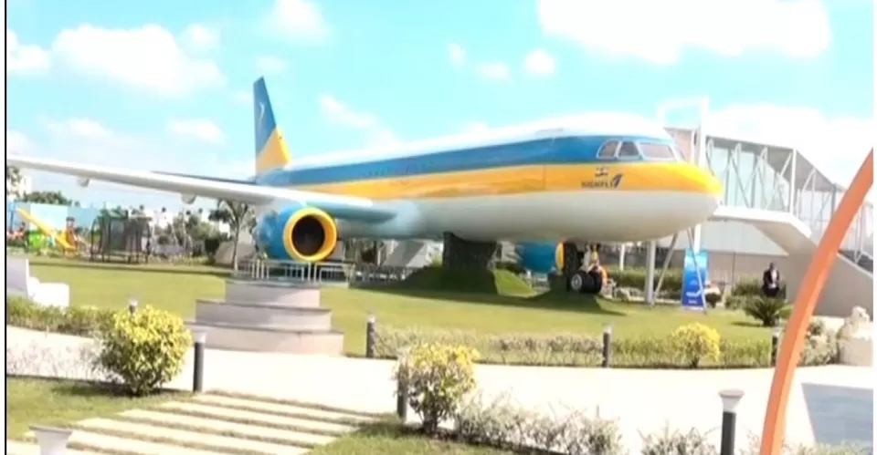 Photo of Aircraft-Themed Restaurant Opens up at Vadodara in Gujarat, Much to the Amazement of the Foodies by Kuntala Banerjee