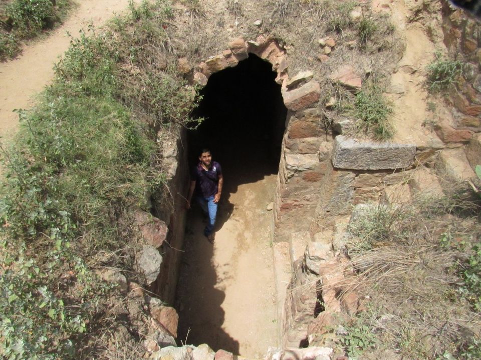 Photo of Charismatic Delhi – Tughlaqabad Fort! 4/12 by Satyaranjan Bai