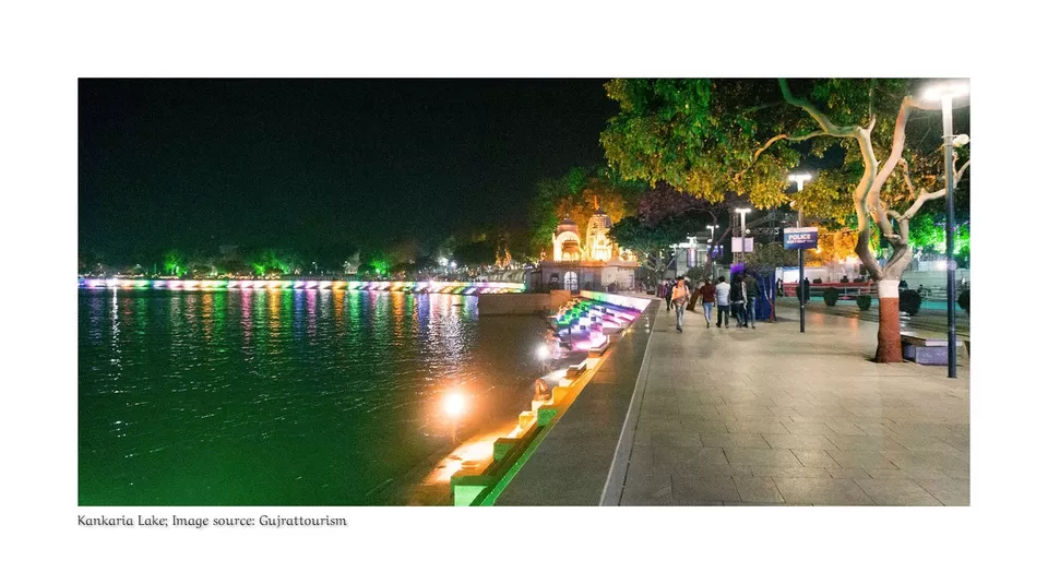 Photo of Kankaria Lake, Kankaria, Ahmedabad, Gujarat by aditi bhadwalkar