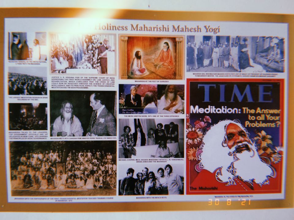 Photo of Laksham Jhula, Sunsets and THE BEATLES meditation in Chaurasi Kutiya 7/7 by Shivangi Bhardwaj