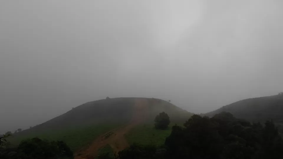 Photo of Mandalapatti View Point watch tower, Kalooru, Karnataka, India by Seetha Lakshmi