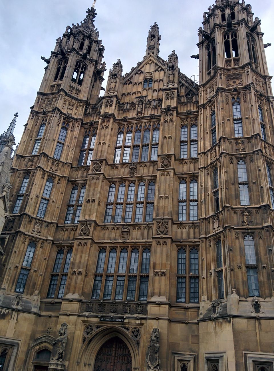 Photo of Backpacking across UK 3/28 by haarika kanuparthy