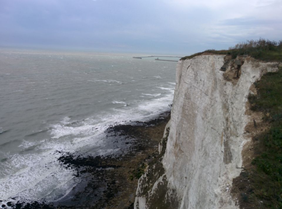 Photo of Backpacking across UK 12/28 by haarika kanuparthy