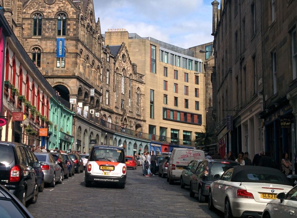 Photo of Backpacking across UK 16/28 by haarika kanuparthy
