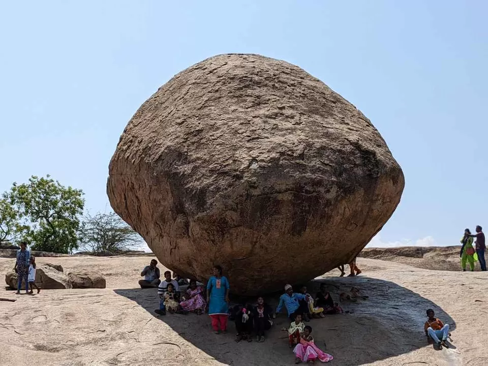 Photo of Krishna's Butter Ball, East Raja Street, Mahabalipuram, Tamil Nadu, India by Aparajita