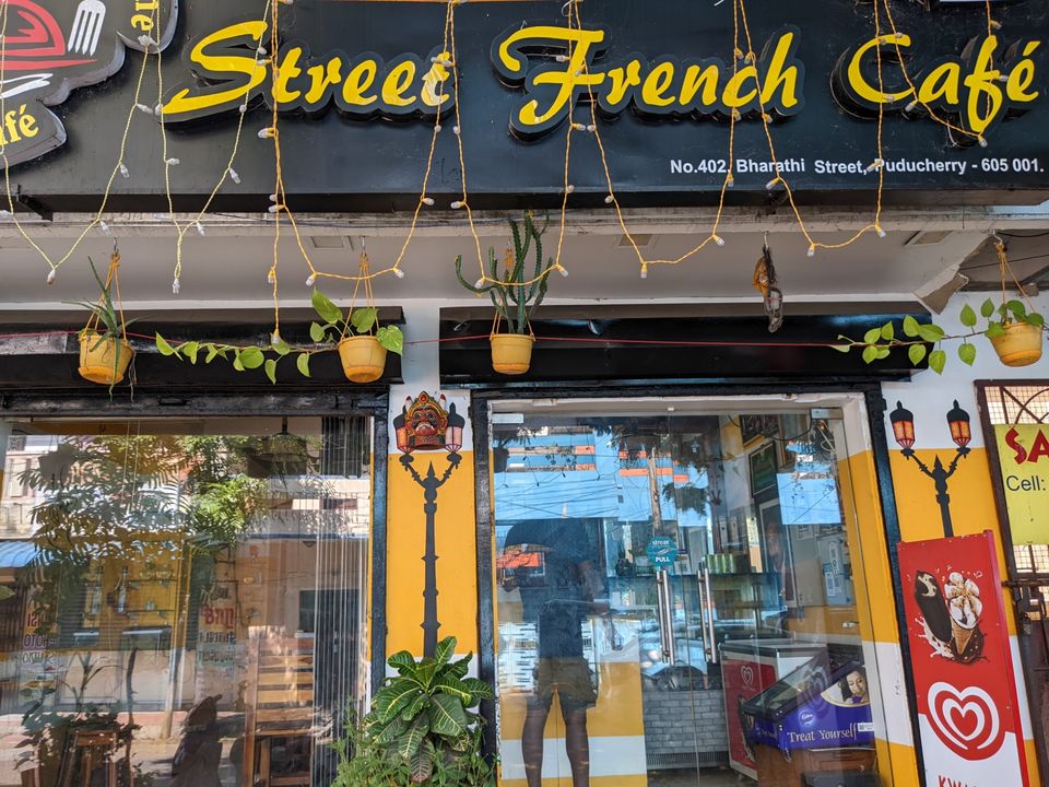 Photo of STREET FRENCH CAFE by Aparajita