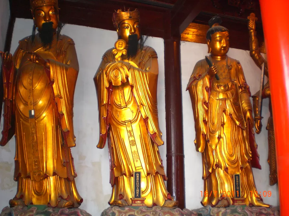 Photo of Jade Buddha Temple, Shanghai, China by Aparajita