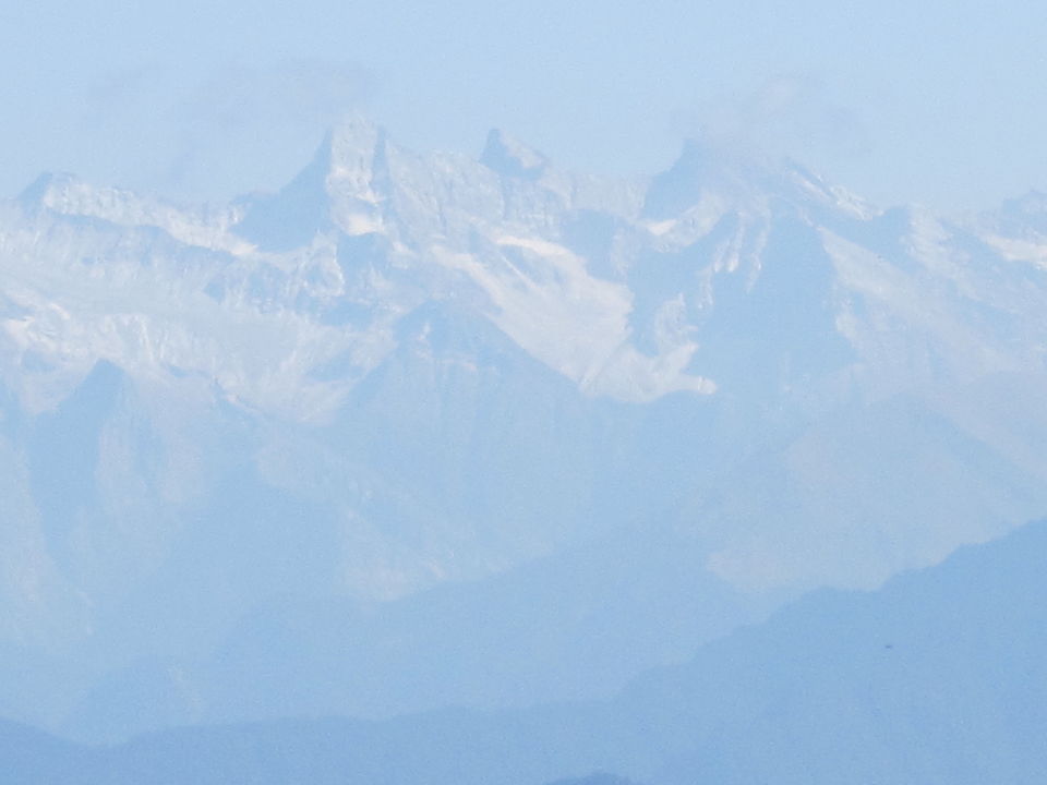 Photo of Atop the hills of Narkanda 2/9 by Aparajita