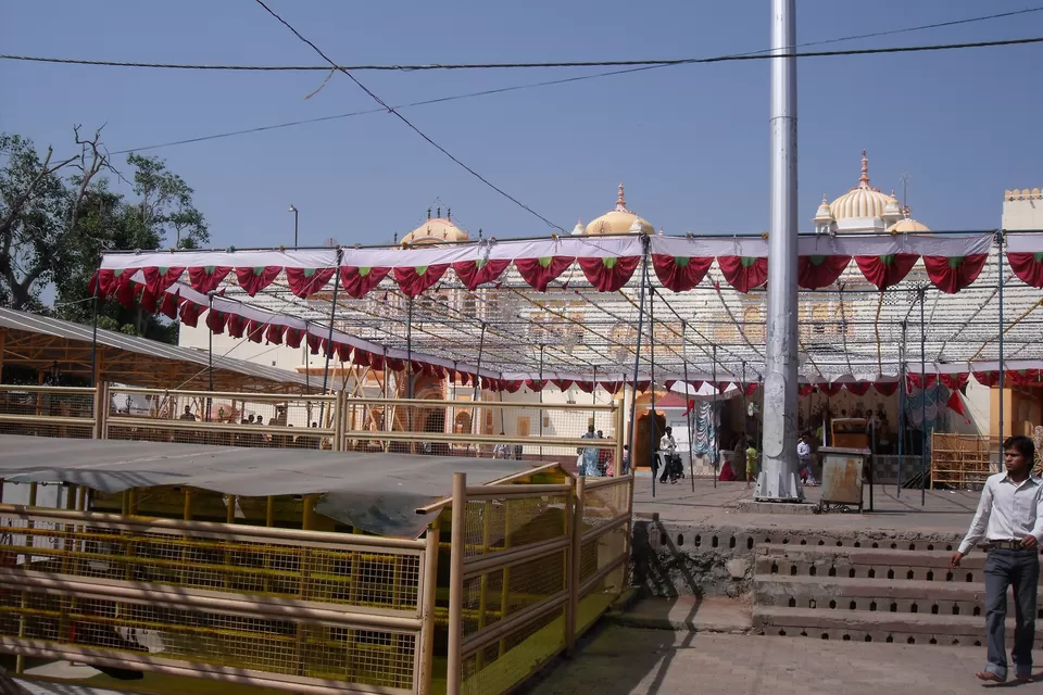 Photo of Ram Raja Mandir, Orachha, Madhya Pradesh, India by Aparajita
