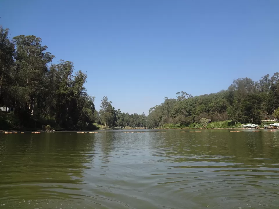 Photo of Ooty Lake & Boat House, West Mere, Ooty, Tamil Nadu, India by Aparajita