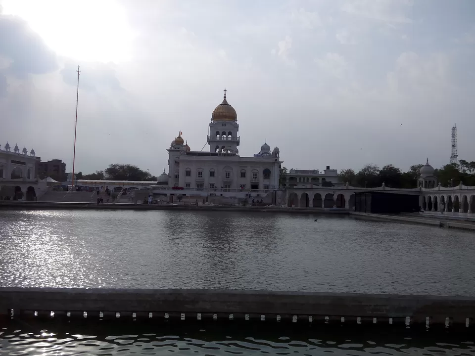 Photo of Gurudwara Bangla Sahib, Pandit Pant Marg Area, Sansad Marg Area, New Delhi, Delhi, India by Aparajita