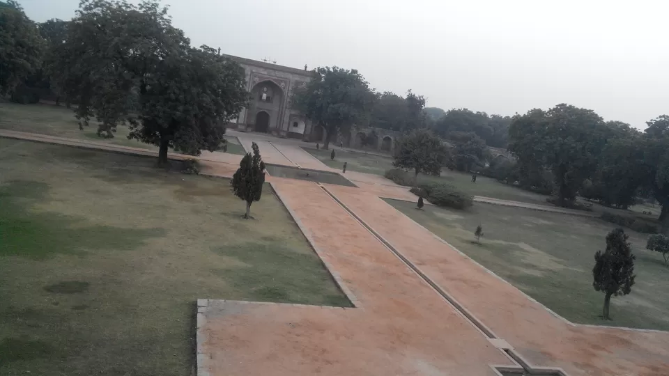 Photo of Humayun's Tomb, Nizamuddin, Nizamuddin East, New Delhi, Delhi by Aparajita
