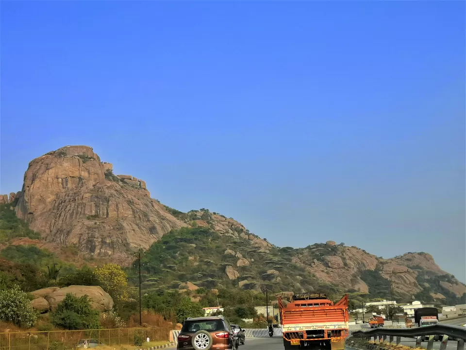 Photo of Hosur Road, Zuzuvadi, Madiwala, 1st Stage, Koramangala, Bengaluru, Karnataka, India by Aparajita