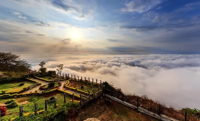 Photo of Nandi Hills, Karnataka, India by Aparajita