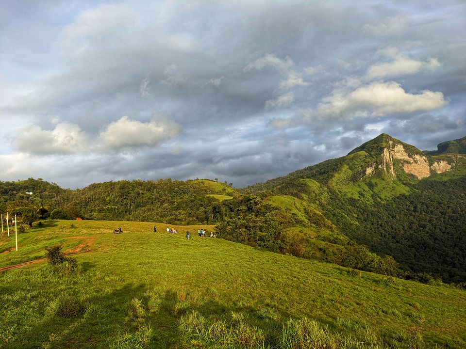 Photo of Maidadi View Point Parking, Aramane Thalagur, Karnataka, India by Aparajita