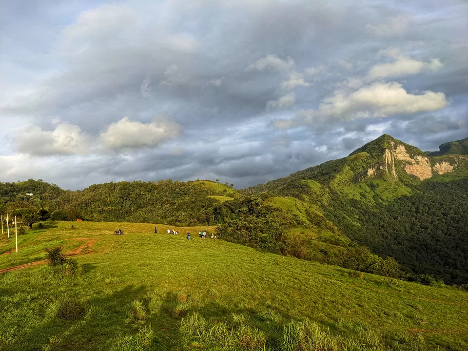 Photo of Maidadi View Point Parking, Aramane Thalagur, Karnataka, India by Aparajita