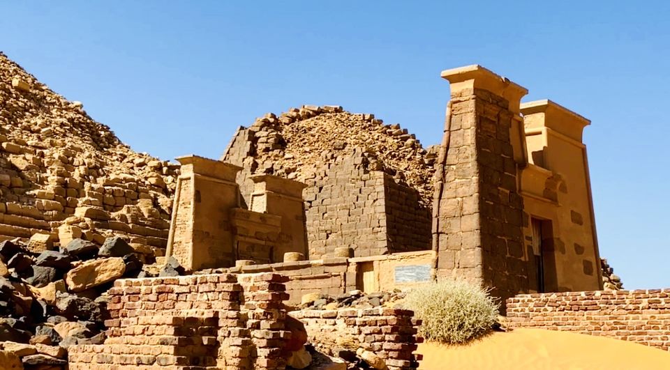 Photo of Explore the Meroë Pyramids of SUDAN - Off the Beaten Path, and an amazing rediscovery 2/6 by Ravi Prabhu