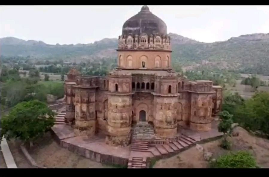 Photo of मऊ साहनिया ,,,,,, महाराज छत्रसाल की भूमि by Hemant Shrivastava