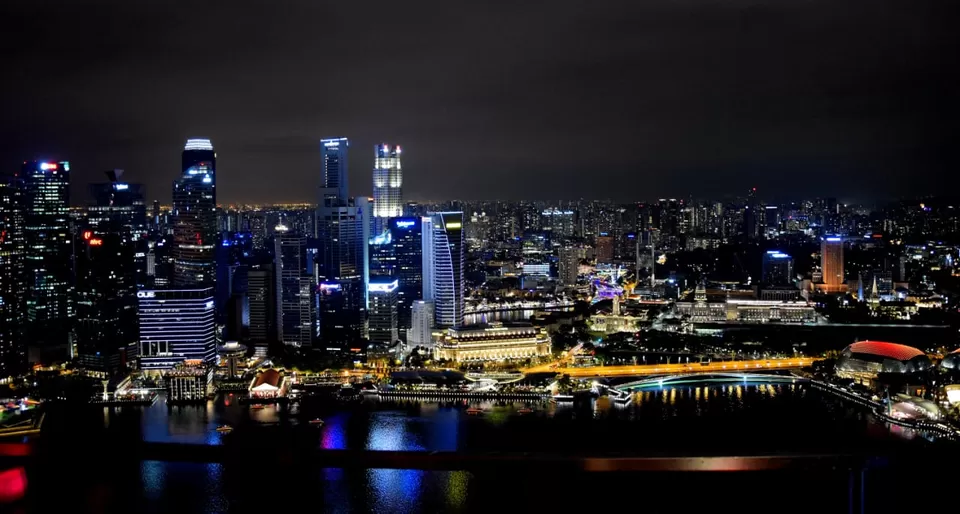 Photo of Bayfront Avenue, Marina Bay Sands, Expo & Convention Centre, Singapore, Singapore by Vikas Loya