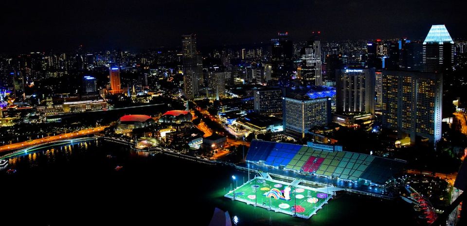 Photo of Transformation : Dusk to Night "Singapore" by Vikas Loya