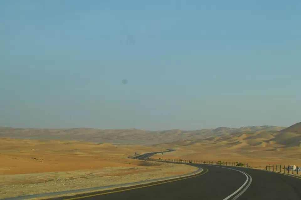 Photo of Tal Mor'eb - Liwa - United Arab Emirates by Siddhartha Somani