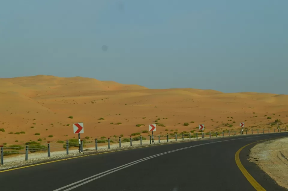 Photo of Tal Mor'eb - Liwa - United Arab Emirates by Siddhartha Somani