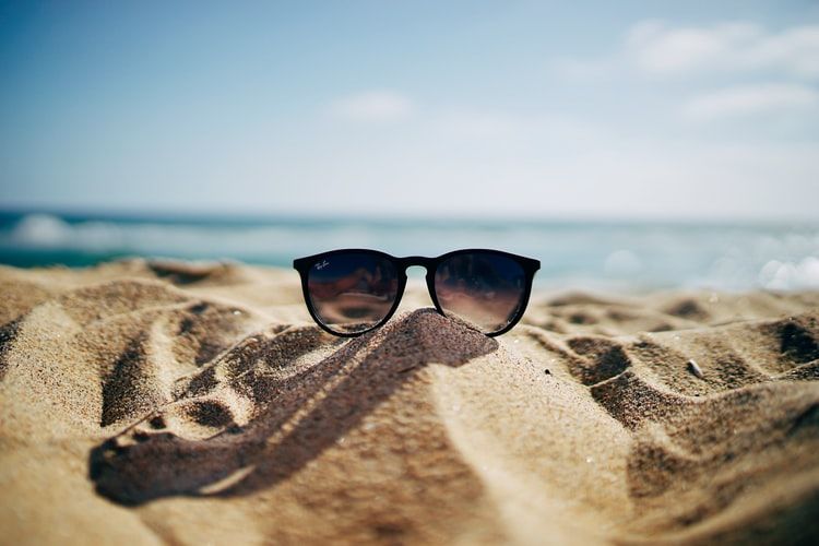 Photo of Honeymoon Packing Essentials for the Maldives – Must-take Items to Paradise 4/5 by Aurora Gianna
